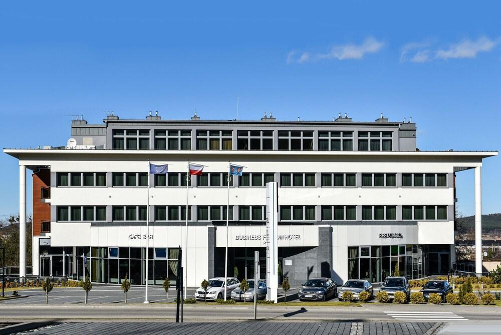 Hotel Business Faltom Gdynia Румя Экстерьер фото