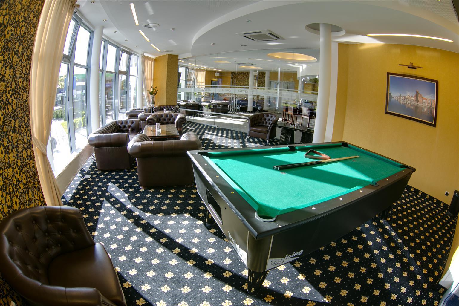 Hotel Business Faltom Gdynia Румя Экстерьер фото